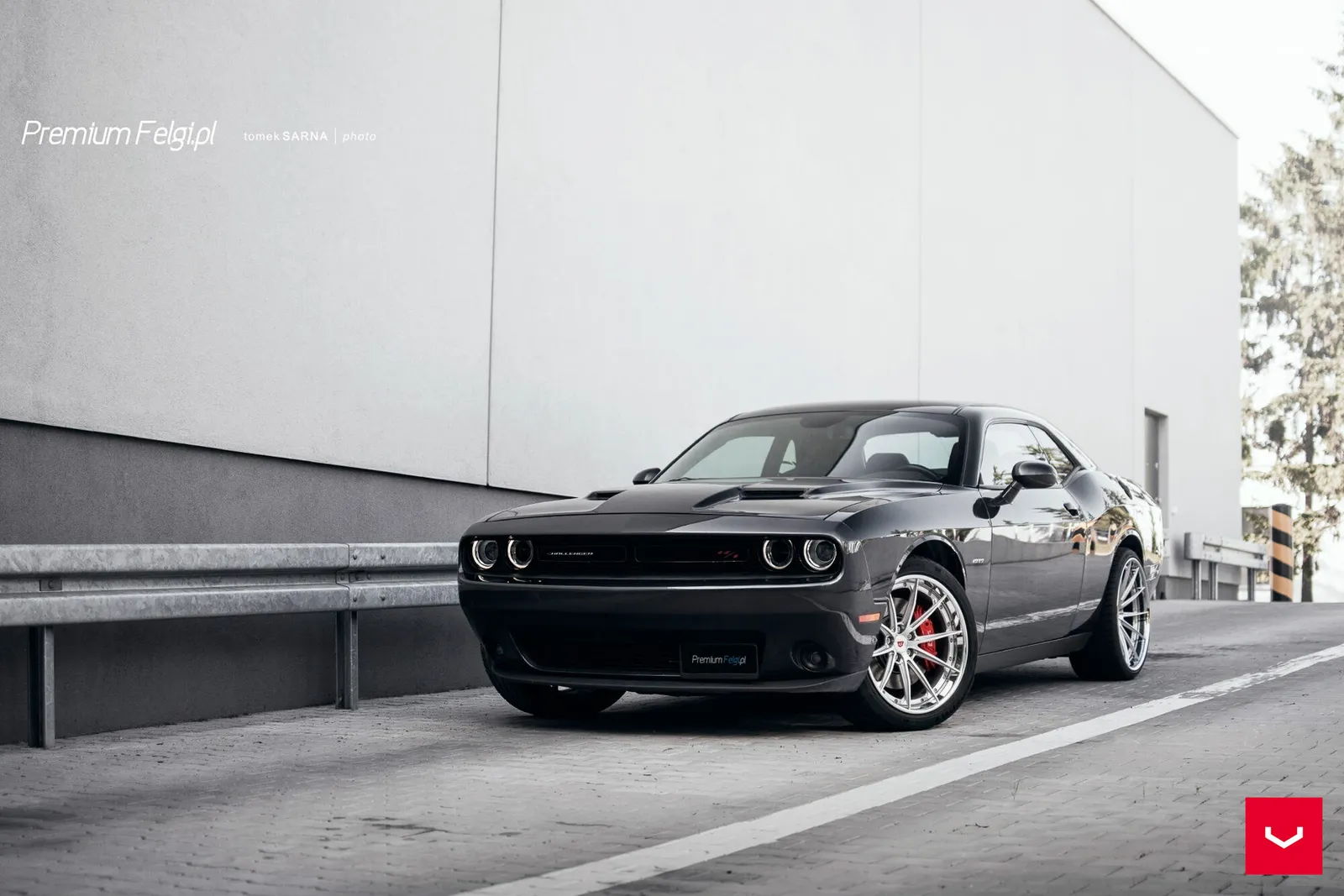 Dodge Challenger R/T with Vossen VPS-1 wheels