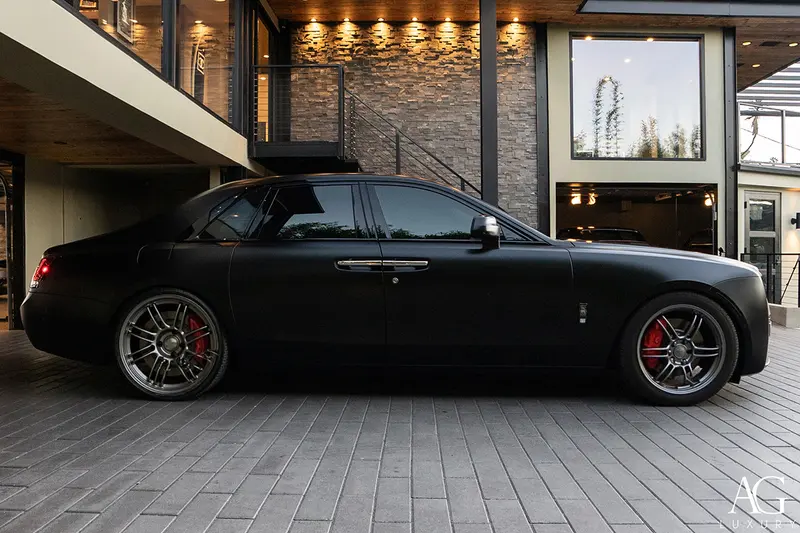 Rolls-Royce Ghost with Kansei Seven wheels