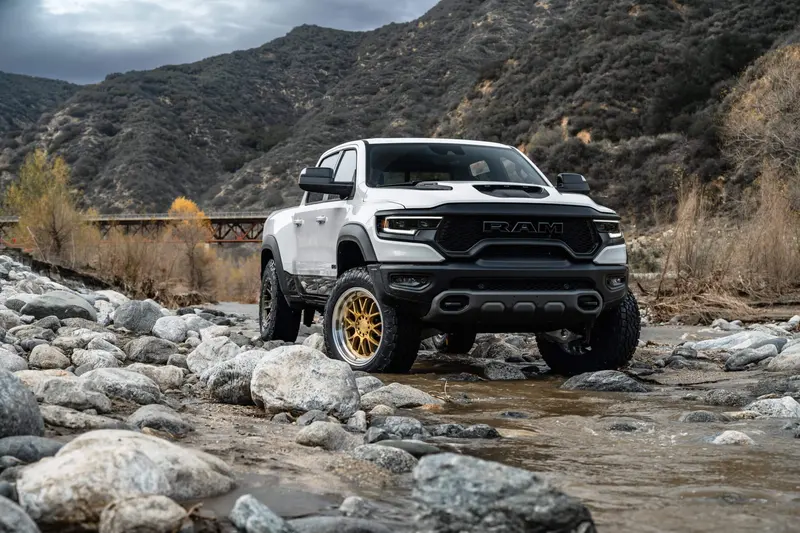 Ram 1500 TRX with F1R F21 wheels