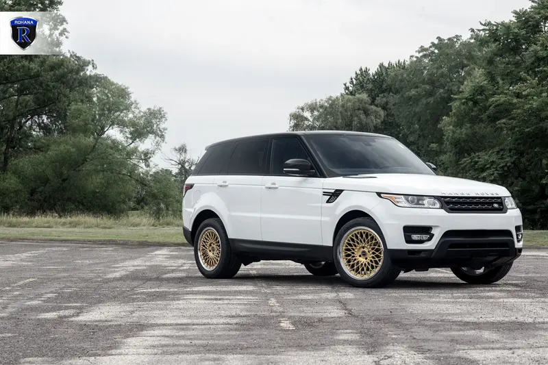 Land Rover Range Rover Sport with MV Forged HS12 wheels