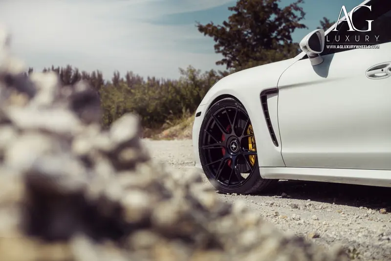 Porsche Panamera with Blaque Diamond F18 wheels