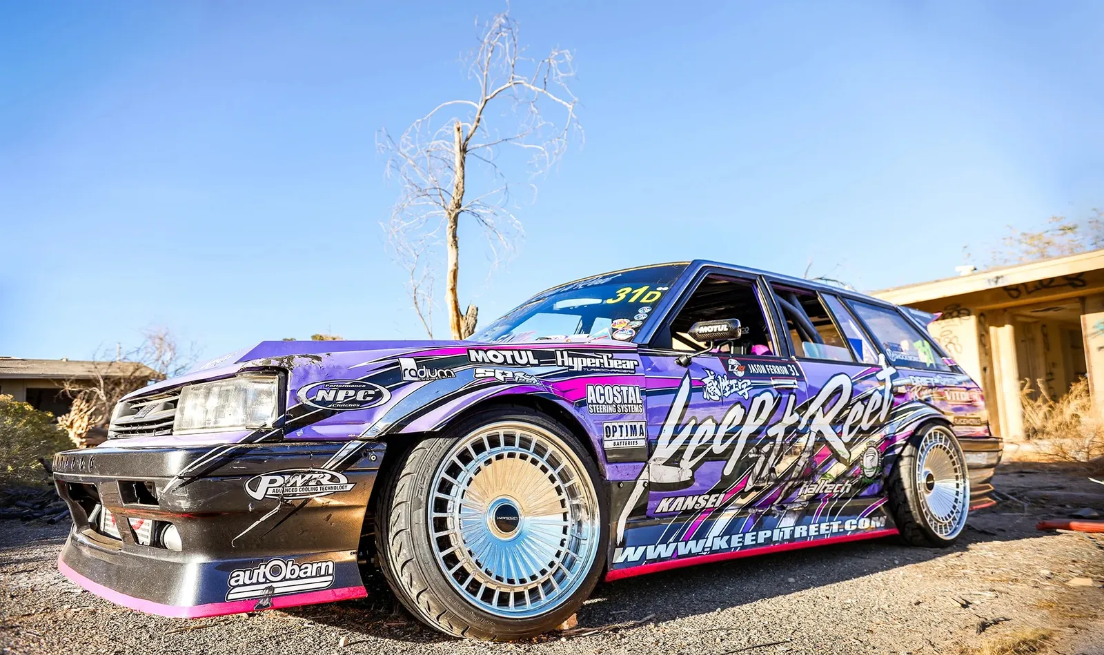 Nissan Skyline R31 Wagon with MV Forged VL36 wheels