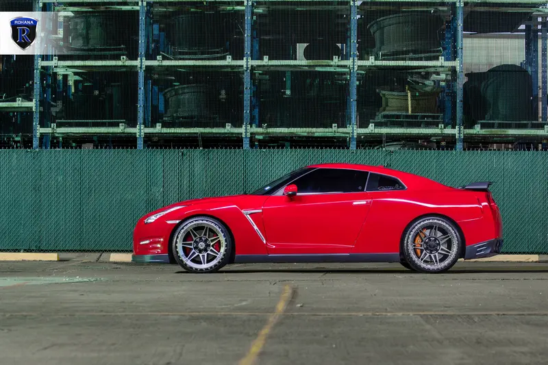 Nissan GT-R R35 with Blaque Diamond O102 wheels