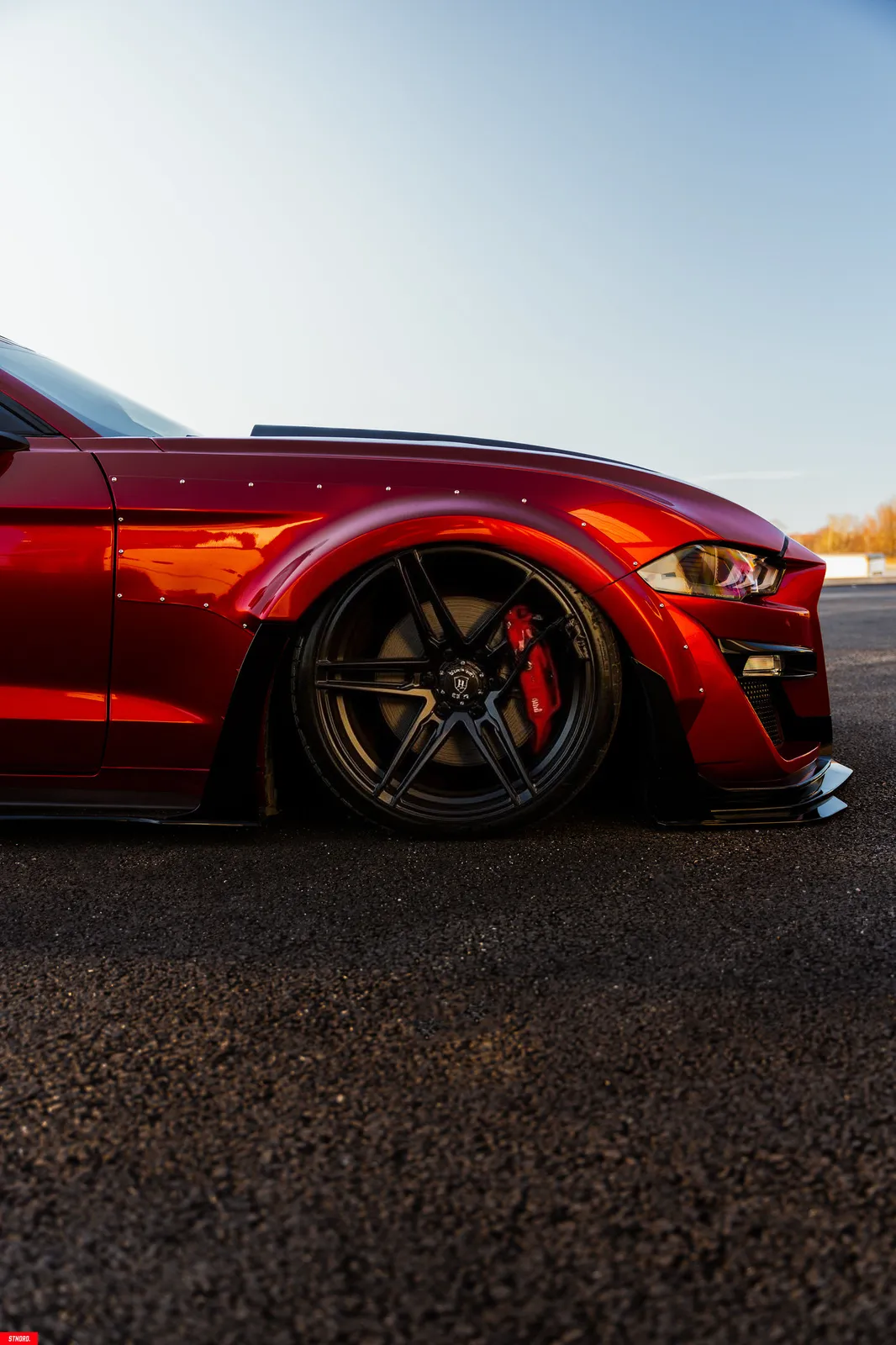 Ford Mustang S550 with Rohana RFV1 wheels