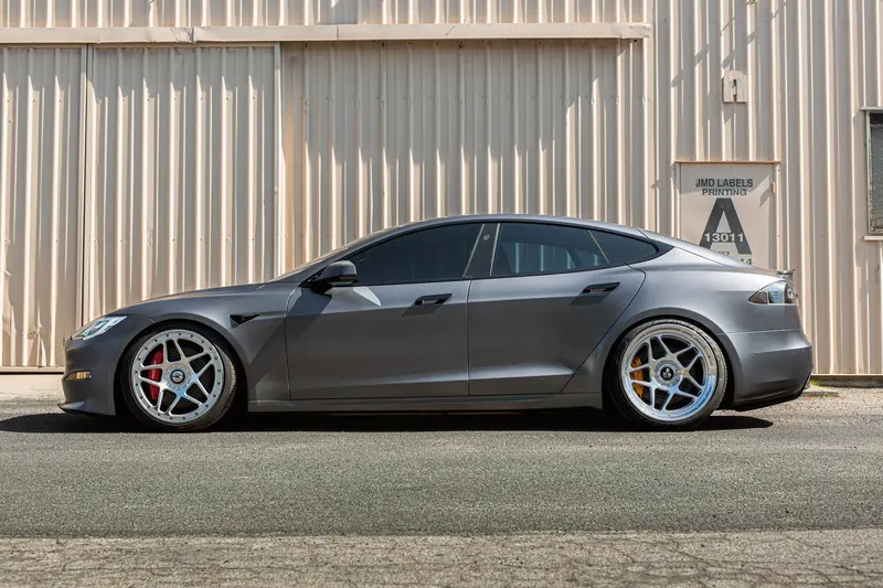 Tesla Model S with Vossen GEN-02-3 Piece wheels