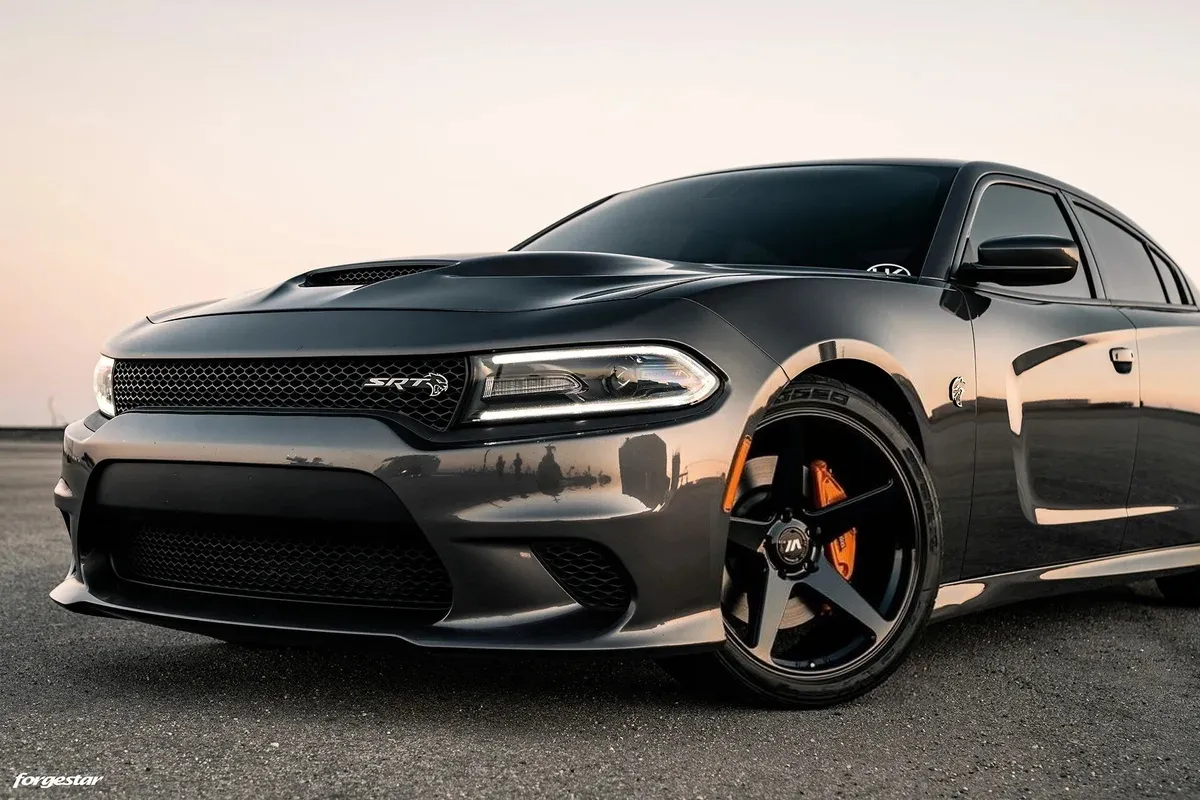 Dodge Charger SRT Hellcat with Variant Sena wheels