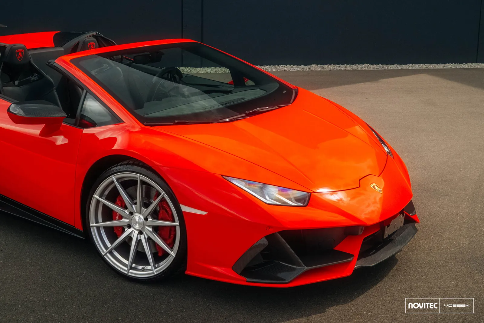 Lamborghini Huracán Evo Spyder with Rohana RFX1 wheels