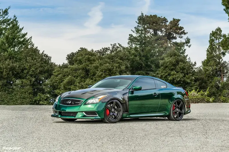 Infiniti G37 Coupe with Forgestar CF5 wheels