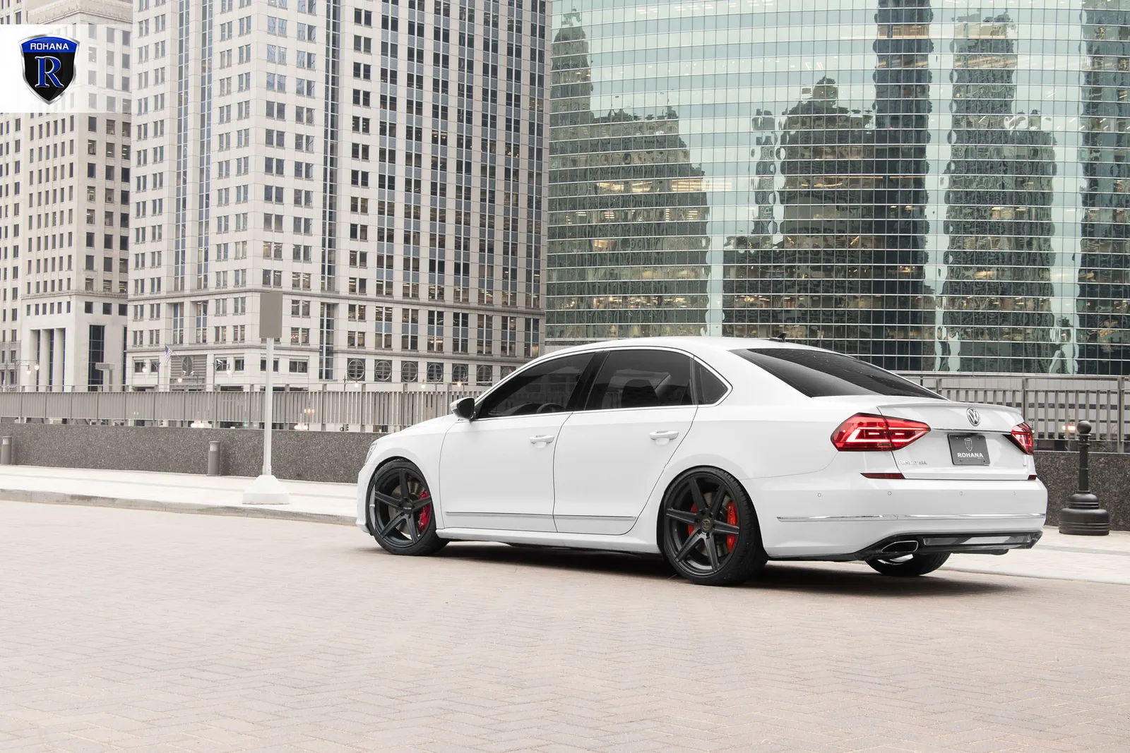 Volkswagen Passat B8 with AG Luxury AGL22 wheels