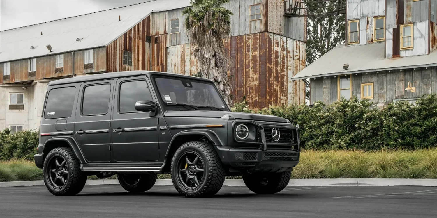 Mercedes-Benz G-Class with Kansei Tandem 15 wheels
