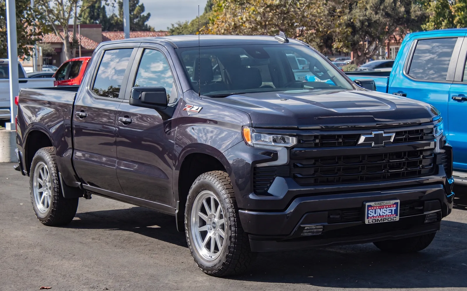 Chevrolet Silverado 1500 on aftermarket wheels
