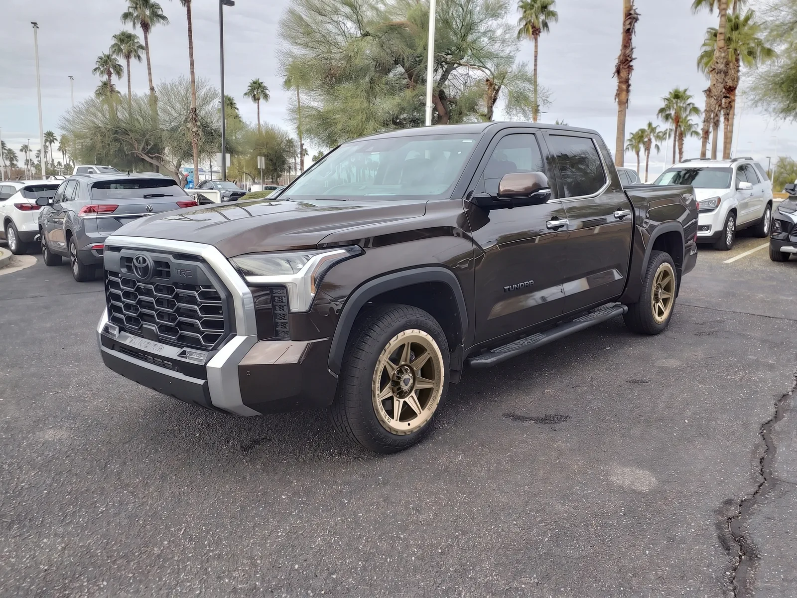 Toyota Tundra with Blaque Diamond O102 wheels in Bronze