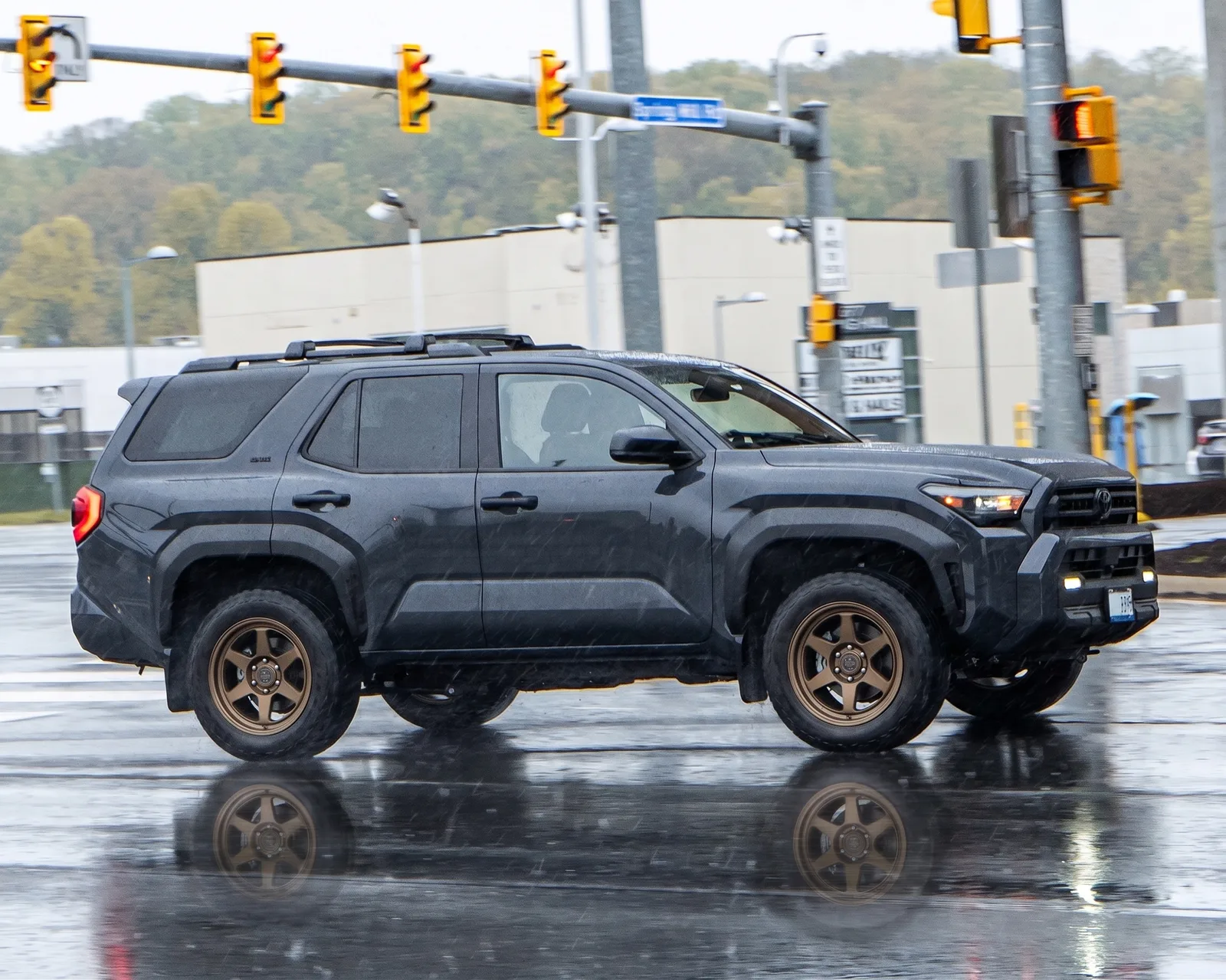Toyota 4Runner with TREX Off-Road T200 wheels in Bronze
