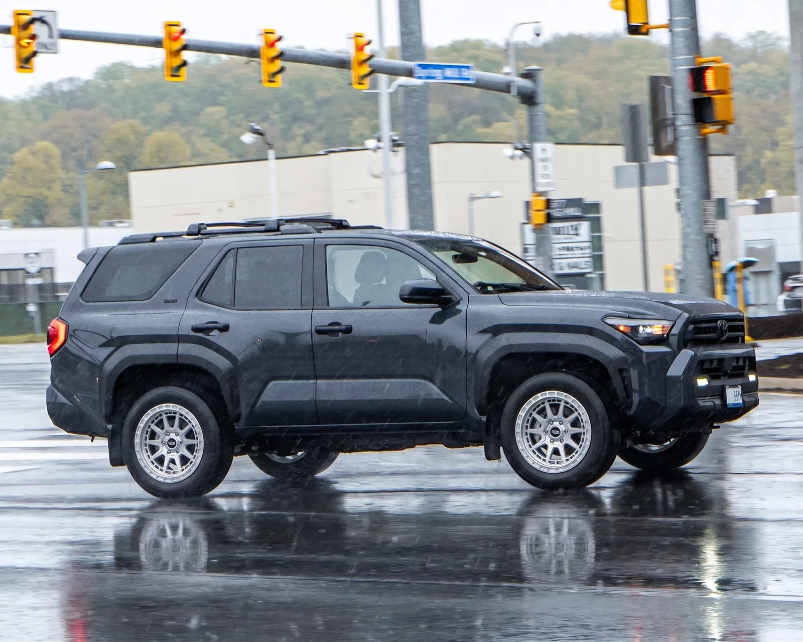Toyota 4Runner with TREX Off-Road T400 wheels in Clear