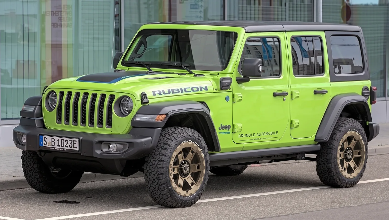 Jeep Wrangler with Blaque Diamond O801 wheels in Bronze