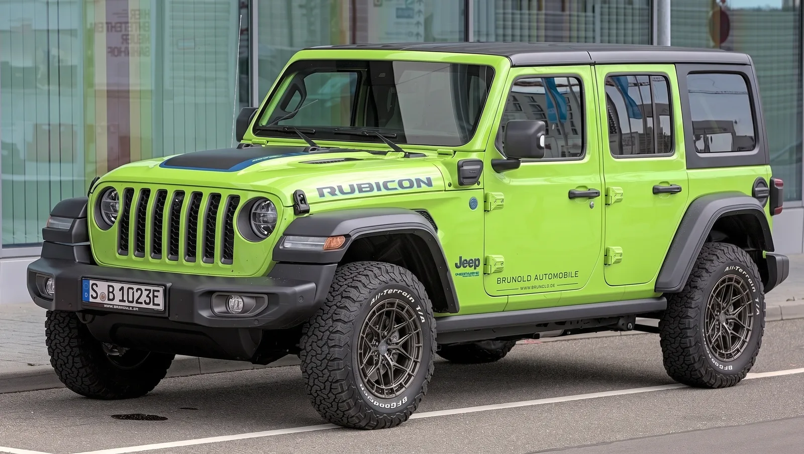 Jeep Wrangler with Vossen HFX-1 wheels in Matte Gunmetal