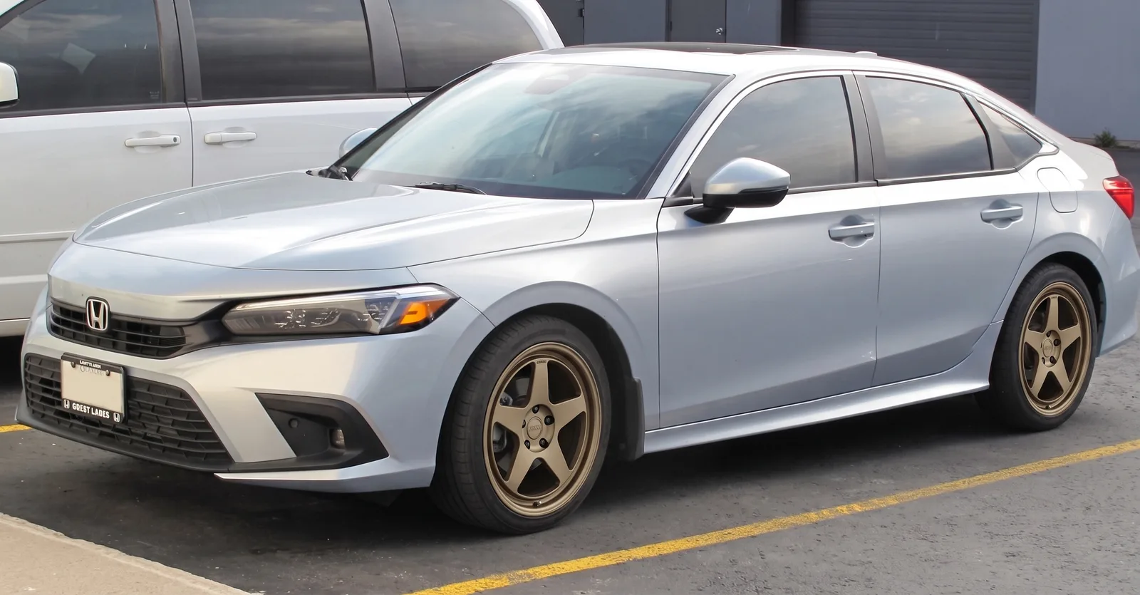 Honda Civic with Kansei KNP wheels in Bronze