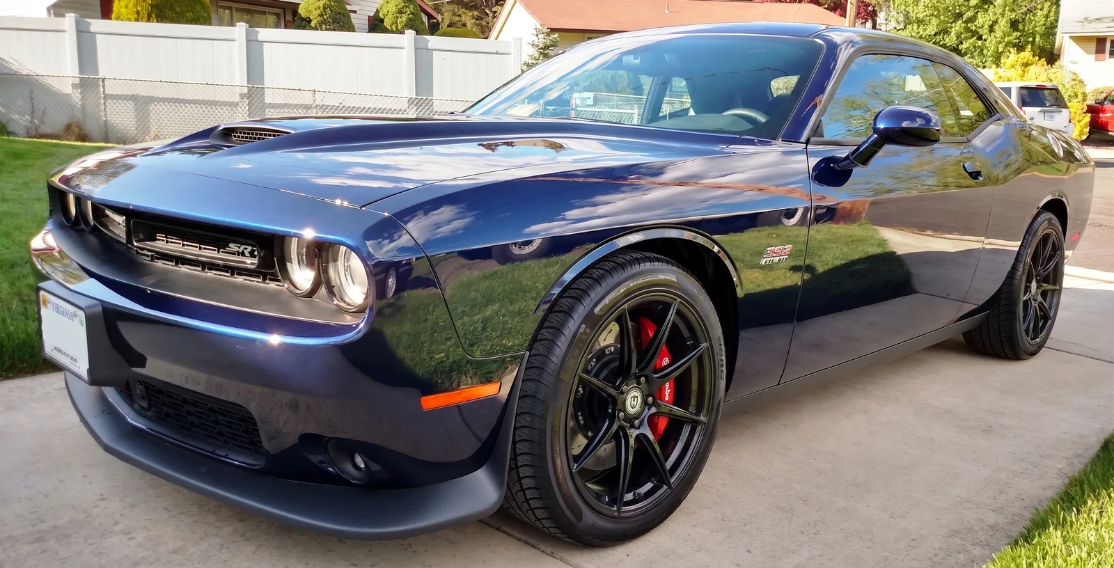 Dodge Challenger with Curva Concepts CFF72 wheels in Gloss Black