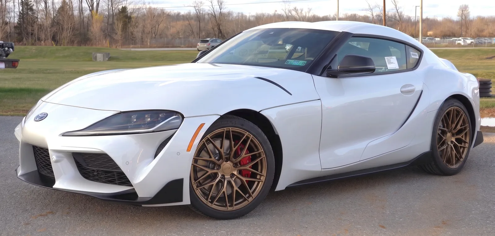Toyota GR Supra with F1R F103 wheels in Bronze