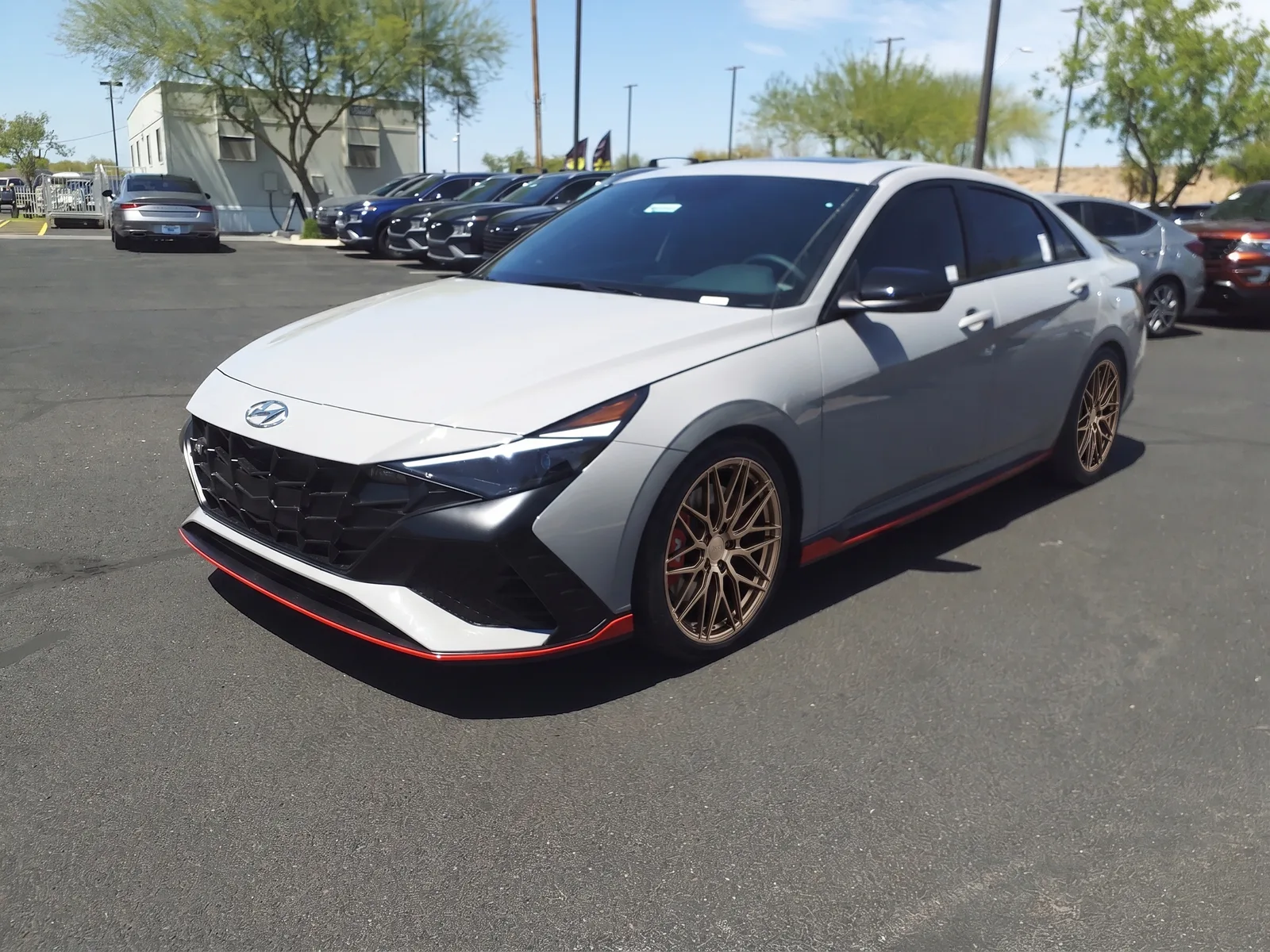 Hyundai Elantra N with F1R F103 wheels in Bronze