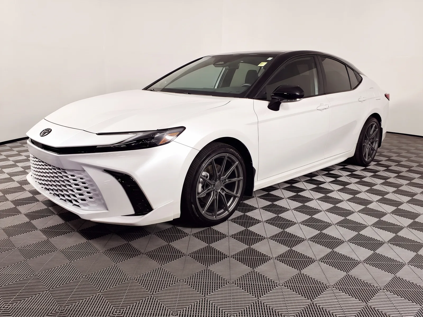 Toyota Camry with Variant Rian wheels in Satin Gunmetal