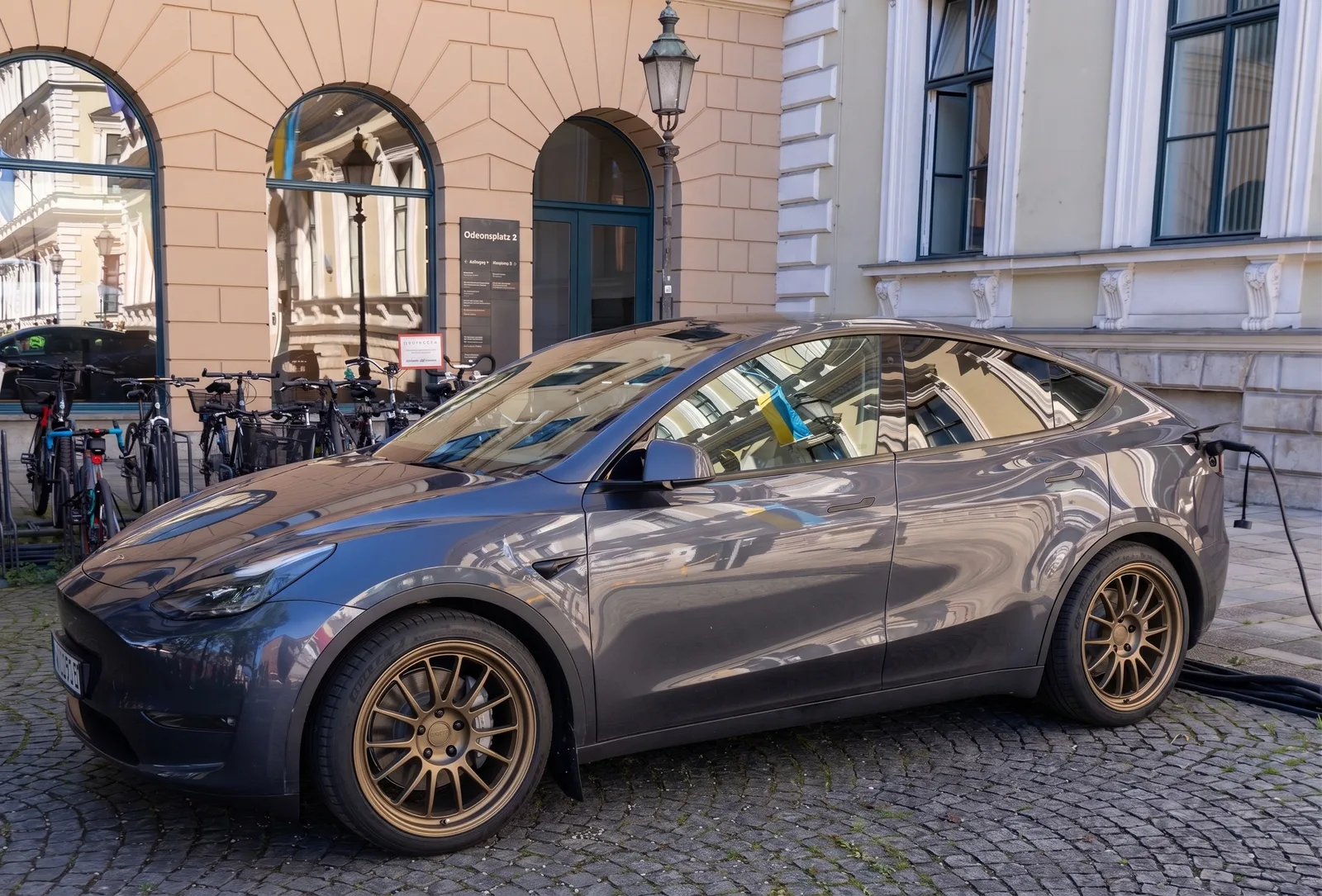 Tesla Model Y with Kansei Corsa wheels in Bronze