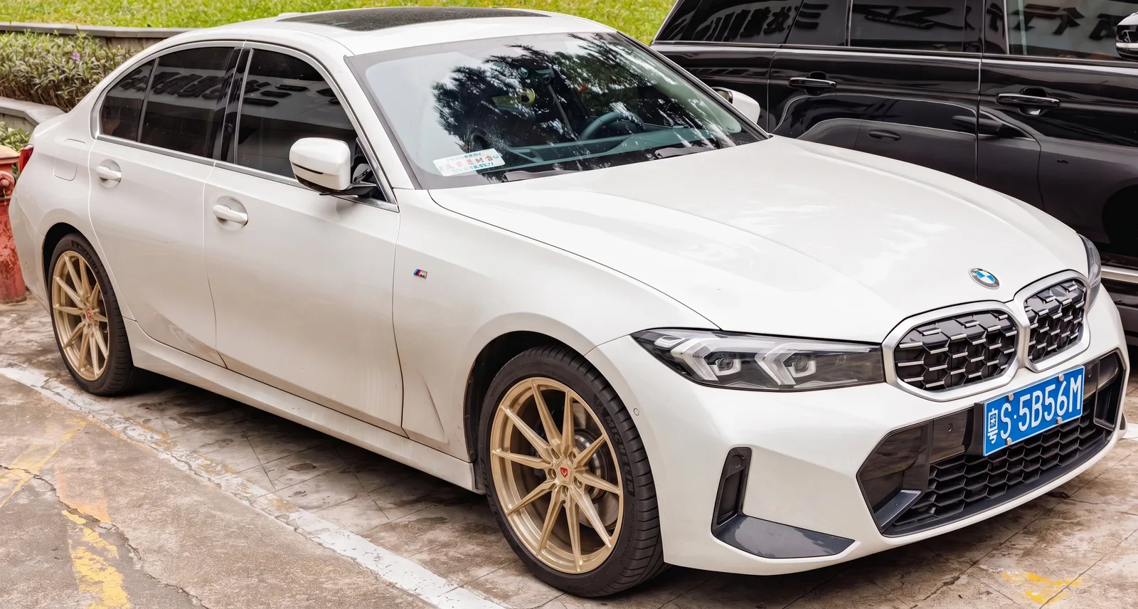 BMW 3 Series with Vossen M-X2 wheels in Patina Gold