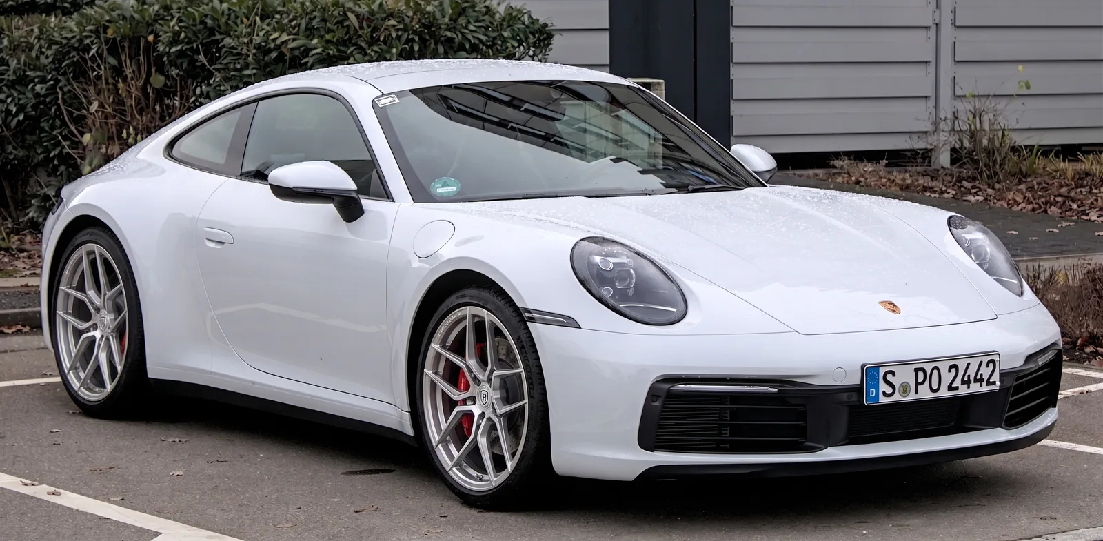 Porsche 911 with Rohana RFX11 wheels in Brushed Titanium