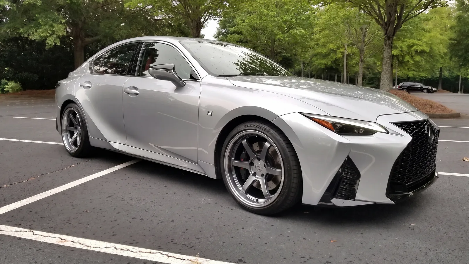 Lexus IS with Vector Forged LW01 wheels in Gloss Gunmetal
